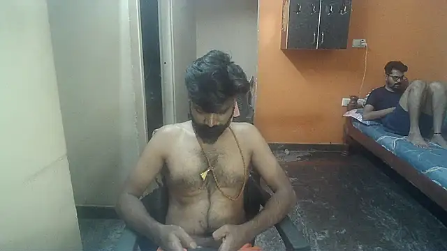 Snapshot of Indiaguy4u chatting on 02-23-25, 12:48 Indiaguy4u online show from 02-23-25, 12:48