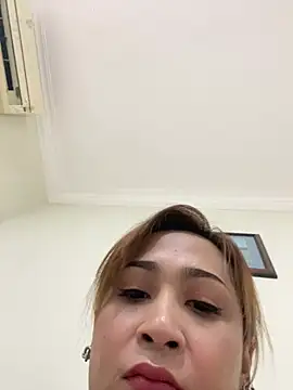 Snapshot of Sanieku chatting on 03-04-26, 06:25 Sanieku online show from 03-04-26, 06:25