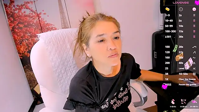 Snapshot of Salomesweet69 chatting on 02-03-25, 09:18 Salomesweet69 online show from 02-03-25, 09:18