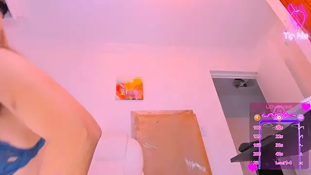 Snapshot of Salomesweet69 chatting on 09-27-25, 01:21 Salomesweet69 online show from 09-27-25, 01:21