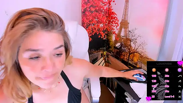 Snapshot of Salomesweet69 chatting on 11-10-25, 12:09 Salomesweet69 online show from 11-10-25, 12:09