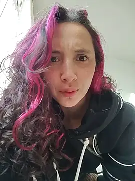  Laary online show from 04-20-26, 09:49