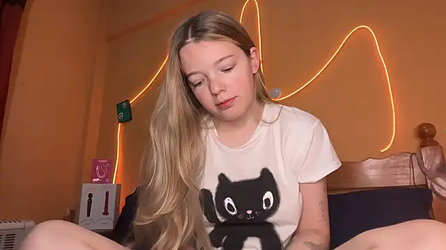 -veranito- online show from 09-28-25, 03:12