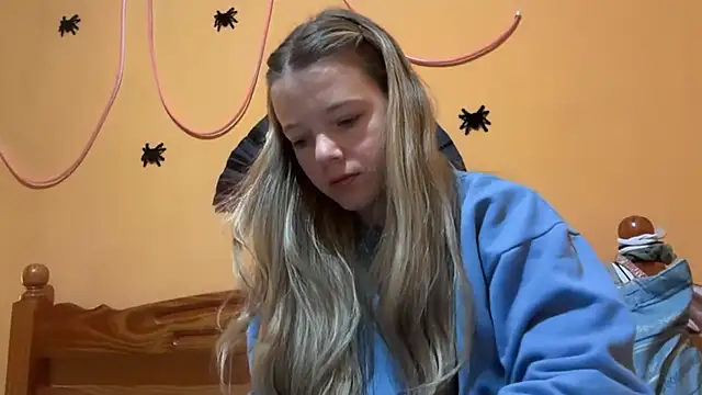 -veranito- online show from 10-31-25, 01:50