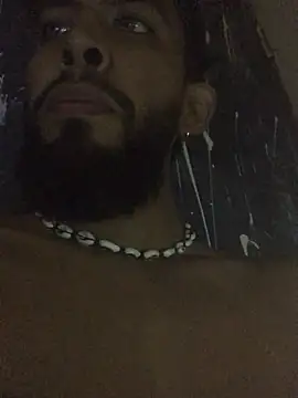 Snapshot of Alessandro__Rossi chatting on 01-09-25, 02:07 Alessandro Rossi online show from 01-09-25, 02:07