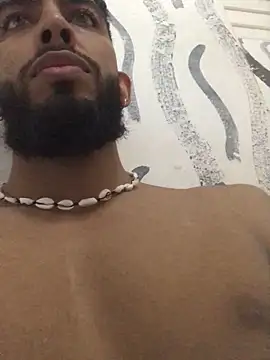 Snapshot of Alessandro__Rossi chatting on 02-04-25, 05:12 Alessandro Rossi online show from 02-04-25, 05:12