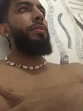 Snapshot of Alessandro__Rossi chatting on 02-05-25, 02:05 Alessandro Rossi online show from 02-05-25, 02:05