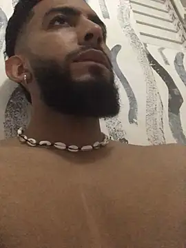 Snapshot of Alessandro__Rossi chatting on 02-09-25, 07:27 Alessandro Rossi online show from 02-09-25, 07:27