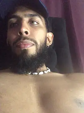 Snapshot of Alessandro__Rossi chatting on 03-22-25, 05:17 Alessandro Rossi online show from 03-22-25, 05:17