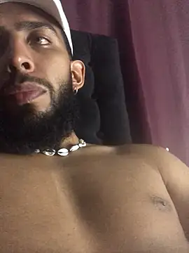 Snapshot of Alessandro__Rossi chatting on 03-23-25, 07:53 Alessandro Rossi online show from 03-23-25, 07:53