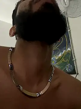 Snapshot of Alessandro__Rossi chatting on 09-22-25, 09:22 Alessandro Rossi online show from 09-22-25, 09:22