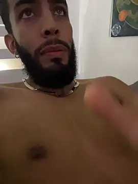 Snapshot of Alessandro__Rossi chatting on 09-24-25, 06:55 Alessandro Rossi online show from 09-24-25, 06:55