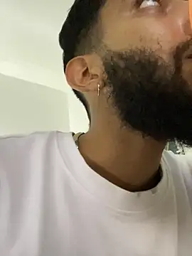 Snapshot of Alessandro__Rossi chatting on 10-08-25, 05:27 Alessandro Rossi online show from 10-08-25, 05:27