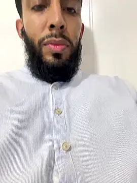 Snapshot of Alessandro__Rossi chatting on 01-16-26, 07:40 Alessandro Rossi online show from 01-16-26, 07:40