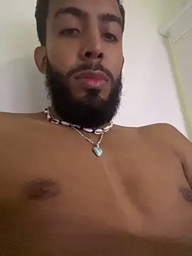 Snapshot of Alessandro__Rossi chatting on 02-24-26, 04:49 Alessandro Rossi online show from 02-24-26, 04:49