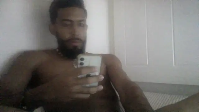 Snapshot of Alessandro__Rossi chatting on 03-03-26, 04:24 Alessandro Rossi online show from 03-03-26, 04:24