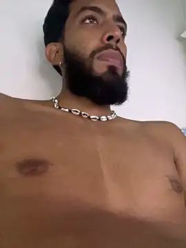 Snapshot of Alessandro__Rossi chatting on 03-30-26, 03:13 Alessandro Rossi online show from 03-30-26, 03:13