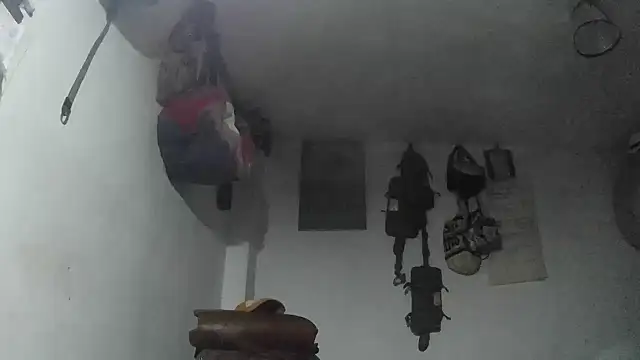 Snapshot of crazylatinguyy chatting on 12-04-25, 10:29 crazylatinguyy online show from 12-04-25, 10:29