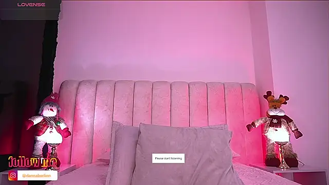 danna berlin  online show from 11-07-25, 07:25