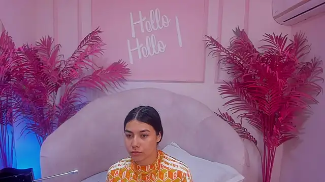 Natasharuso online show from 02-22-25, 11:35