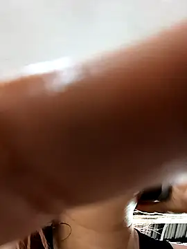 Latina sexy1 online show from 09-16-25, 02:18