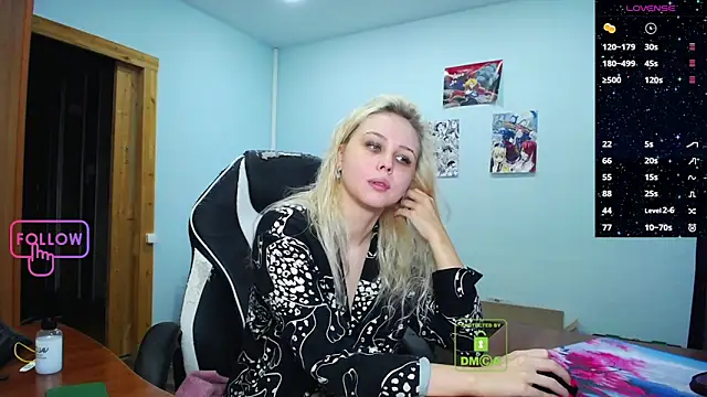 Snapshot of diamondjune chatting on 03-13-26, 09:49 diamondjune online show from 03-13-26, 09:49