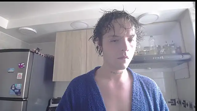 Santiago kiler online show from 03-11-26, 08:04