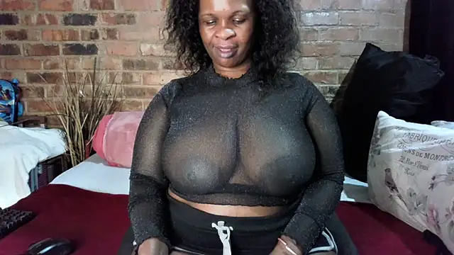 Snapshot of DIRTIENASTY chatting on 03-14-25, 09:35 DIRTIENASTY online show from 03-14-25, 09:35