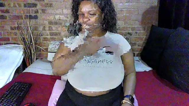 Snapshot of DIRTIENASTY chatting on 11-12-25, 07:53 DIRTIENASTY online show from 11-12-25, 07:53