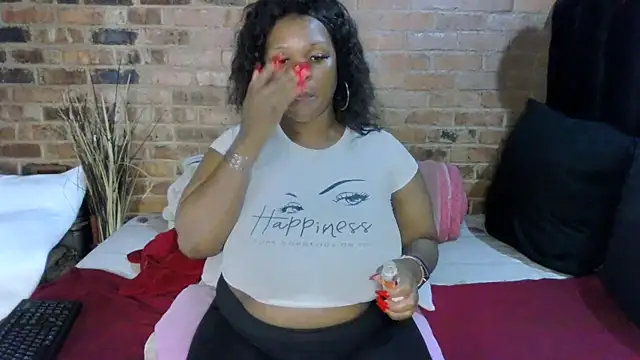 Snapshot of DIRTIENASTY chatting on 11-18-25, 06:07 DIRTIENASTY online show from 11-18-25, 06:07