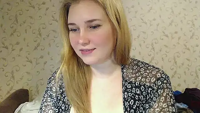 mmmPinUpGirl online show from 01-18-25, 10:39