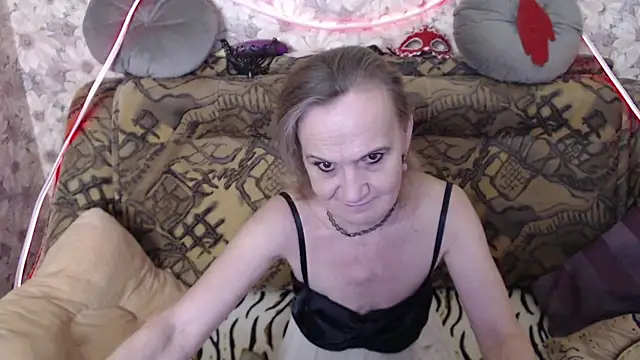 MissBekker online show from 05-16-26, 05:56