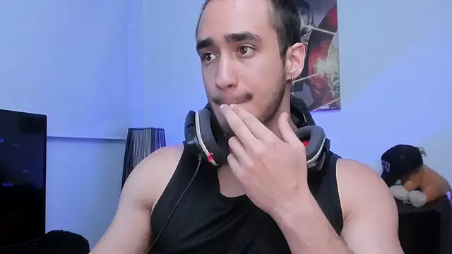 Snapshot of AlexRivera6 chatting on 12-10-24, 12:28 AlexRivera6 online show from 12-10-24, 12:28