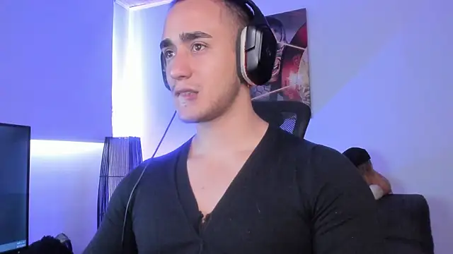 Snapshot of AlexRivera6 chatting on 12-22-24, 09:42 AlexRivera6 online show from 12-22-24, 09:42