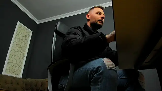 BrianHunts online show from 03-06-26, 04:42