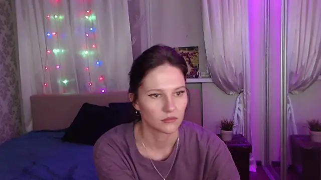 Snapshot of Zlata888 chatting on 05-10-26, 08:36 Zlata888 online show from 05-10-26, 08:36