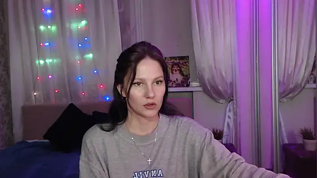 Snapshot of Zlata888 chatting on 05-14-26, 03:19 Zlata888 online show from 05-14-26, 03:19