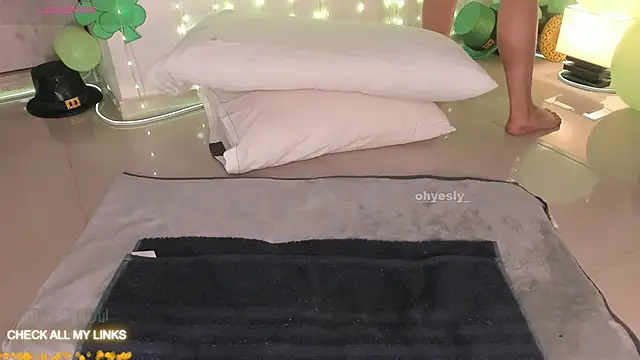 ohyesly  online show from 03-13-26, 10:11