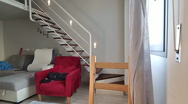 Daleliana online show from 01-22-25, 09:57