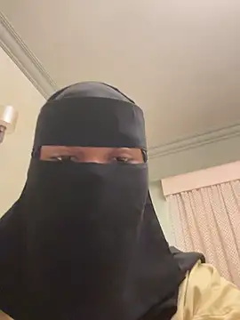 Snapshot of Submissive_Arab chatting on 09-24-25, 11:13 Submissive Arab online show from 09-24-25, 11:13