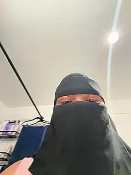 Snapshot of Submissive_Arab chatting on 05-17-26, 02:09 Submissive Arab online show from 05-17-26, 02:09