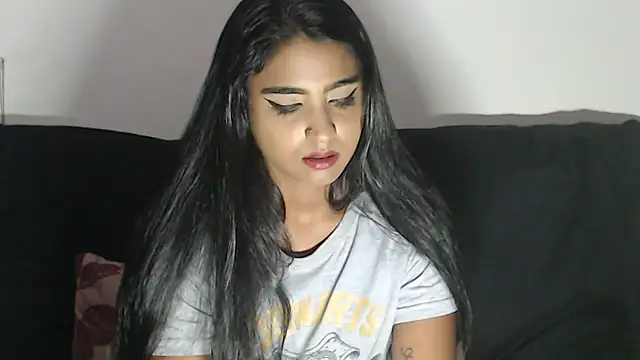 Delilah Blazee online show from 02-01-25, 06:19