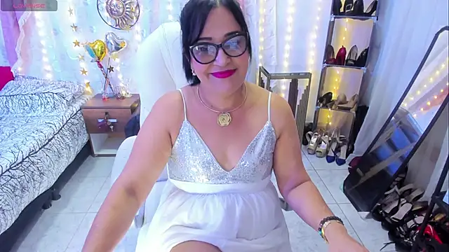 Chanel Doll  online show from 03-08-25, 10:54