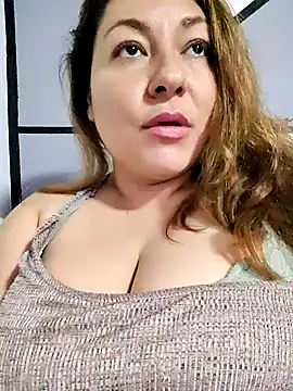 Snapshot of sakotodika chatting on 02-16-25, 02:31 sakotodika online show from 02-16-25, 02:31