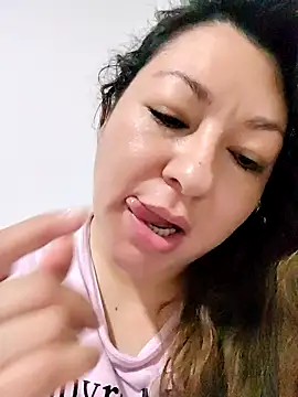Snapshot of sakotodika chatting on 02-23-25, 01:53 sakotodika online show from 02-23-25, 01:53