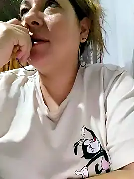 Snapshot of sakotodika chatting on 03-03-25, 01:53 sakotodika online show from 03-03-25, 01:53