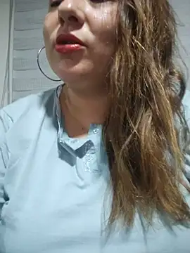 Snapshot of sakotodika chatting on 06-09-26, 01:39 sakotodika online show from 06-09-26, 01:39