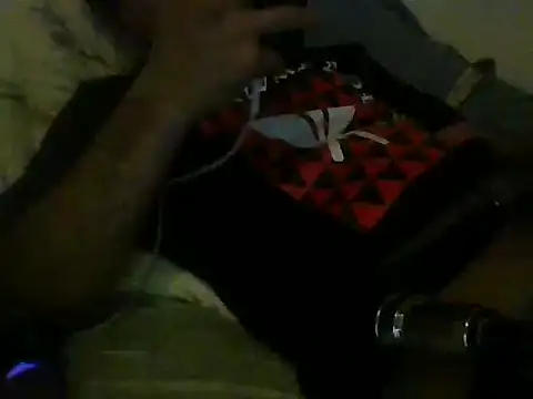 Snapshot of XjjripppX chatting on 10-03-25, 01:41 XjjripppX online show from 10-03-25, 01:41