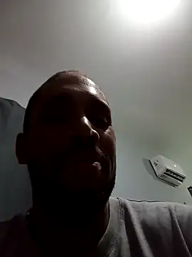 agustinosemperfi online show from 08-07-26, 05:48