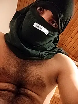 Snapshot of erensyz chatting on 03-12-26, 06:25 erensyz online show from 03-12-26, 06:25